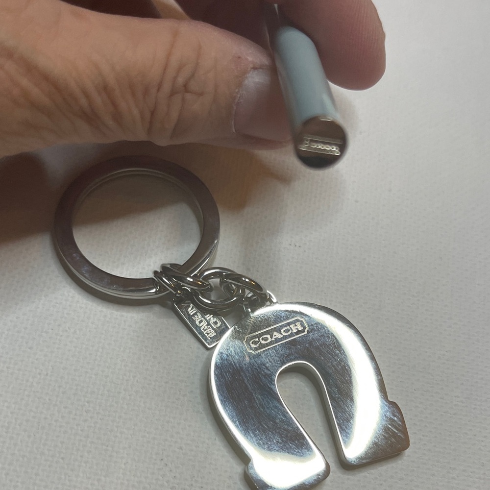 Coach Legacy Horseshoe Keychain with Coach Pen - Picture 5 of 7